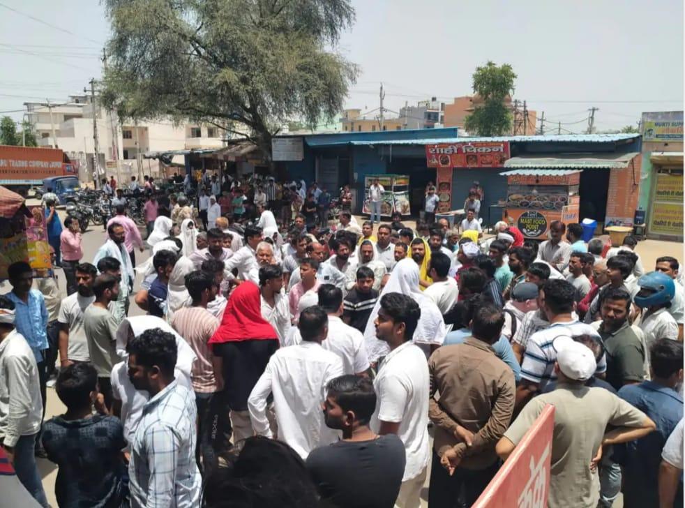 Gurugram man shot dead in broad daylight, locals block roads in protest