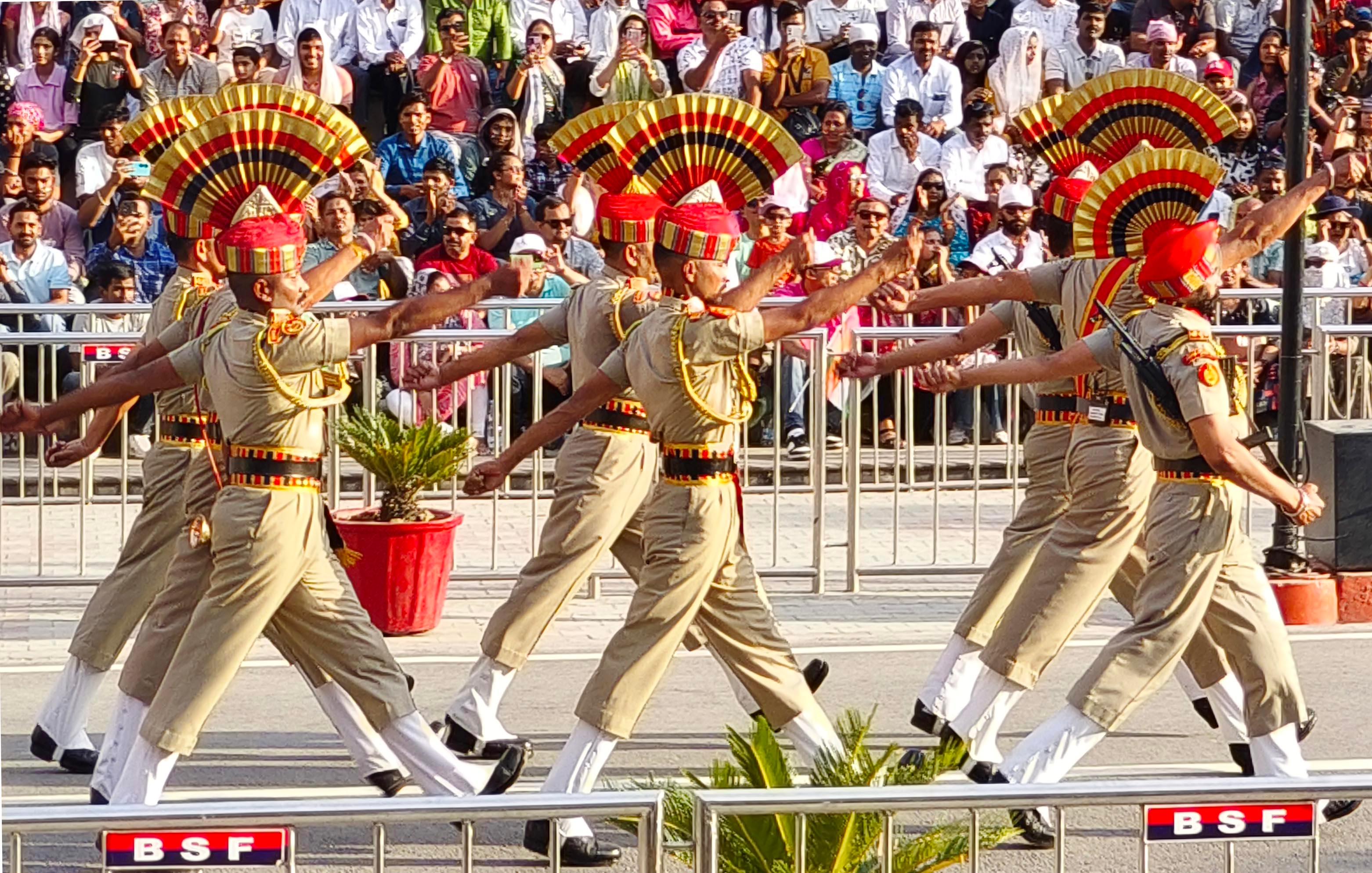 Low-key Beating Retreat ceremony at 3 India-Pak border points in Punjab resumes today