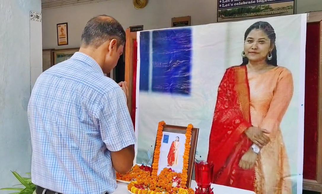 St Xavier’s College, Patna holds condolence meet for alumna Manisha Thapa, victim of Air India crash