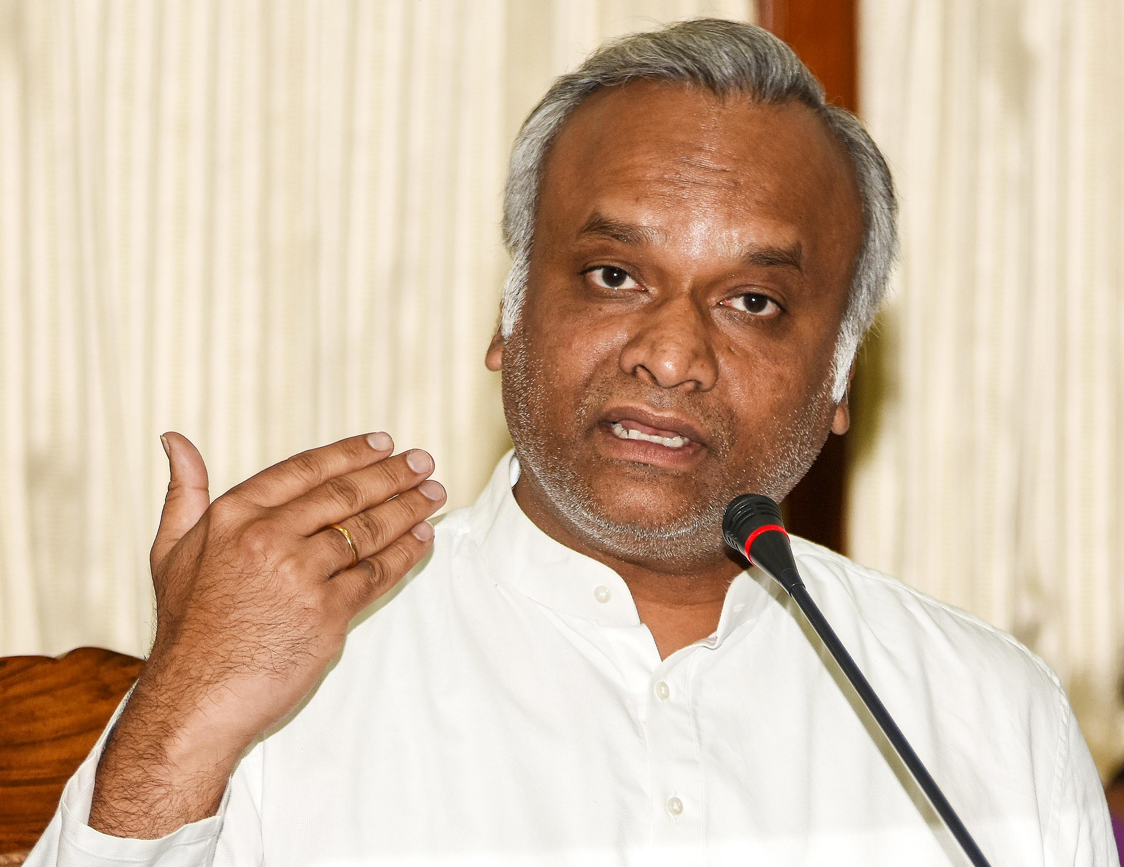 BJP criticises Priyank Kharge over 40 pc decline in startup investment in K'taka