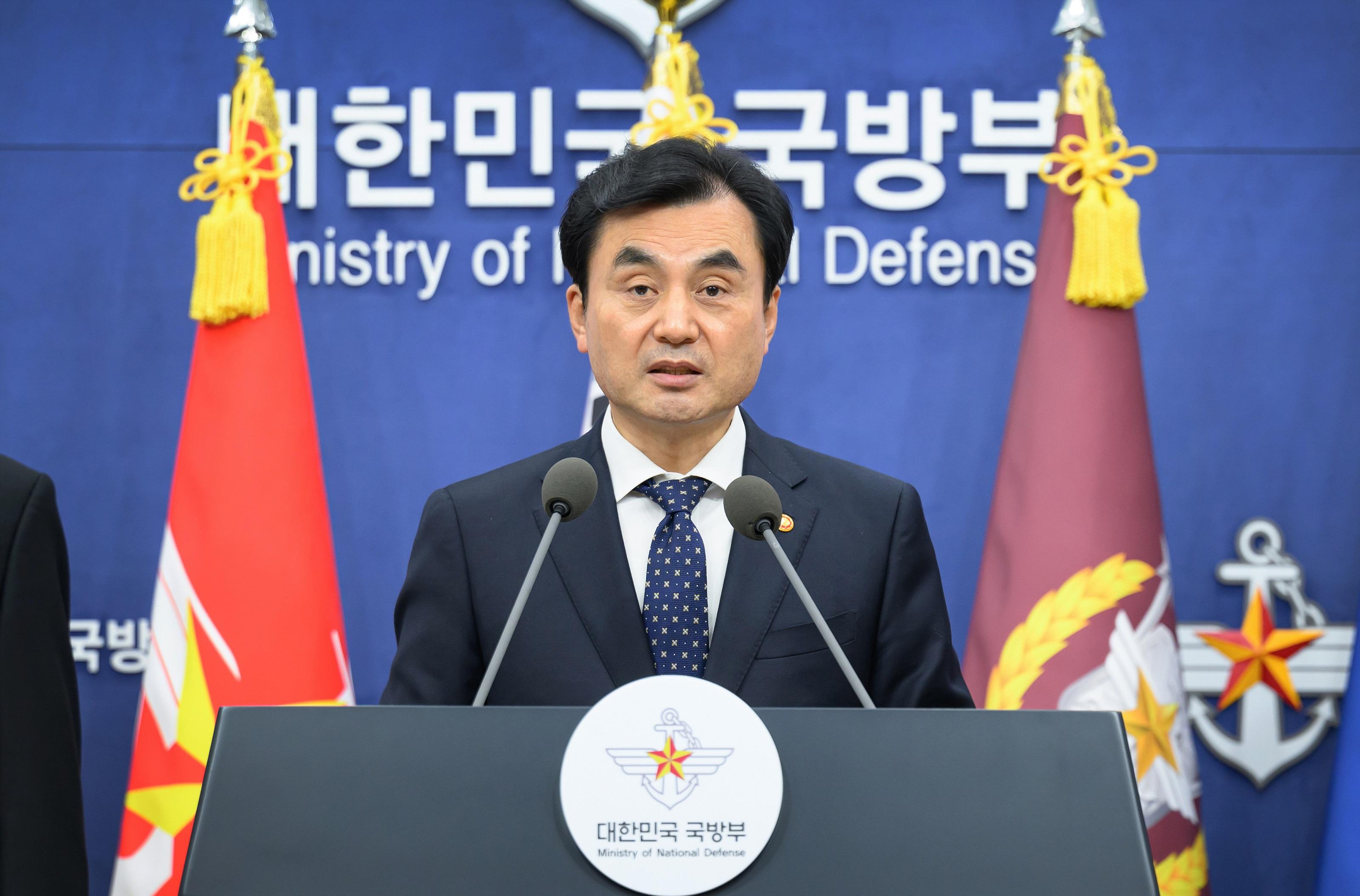 South Korea: Defence chief apologises for military's involvement in Yoon's martial law bid