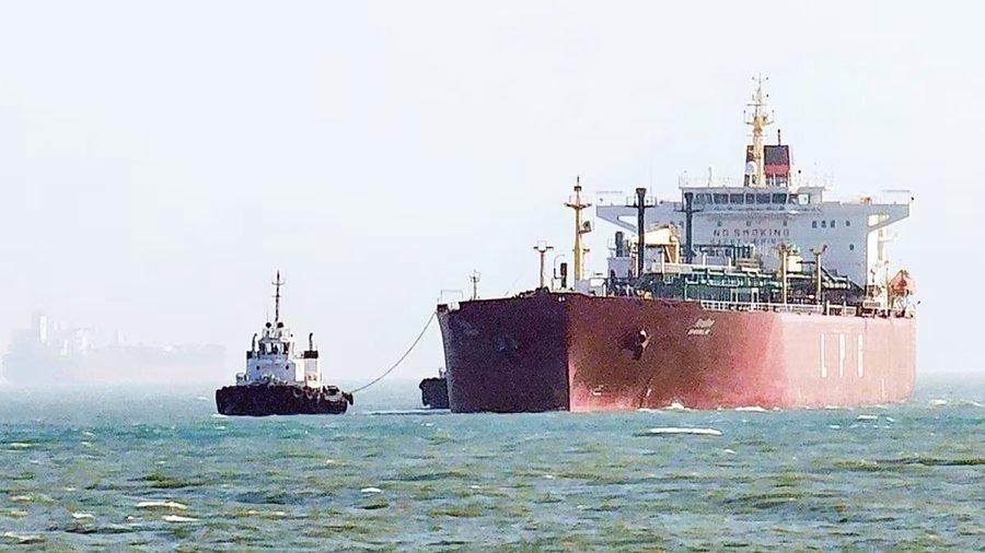 India-flagged LPG tanker Green Sanvi crosses Strait of Hormuz, two more in line (Lead)