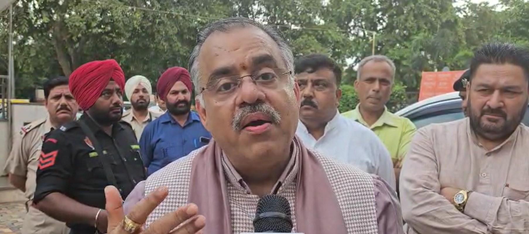 'Speaking against PM Modi is like spitting on the moon': BJP’s Tarun Chugh