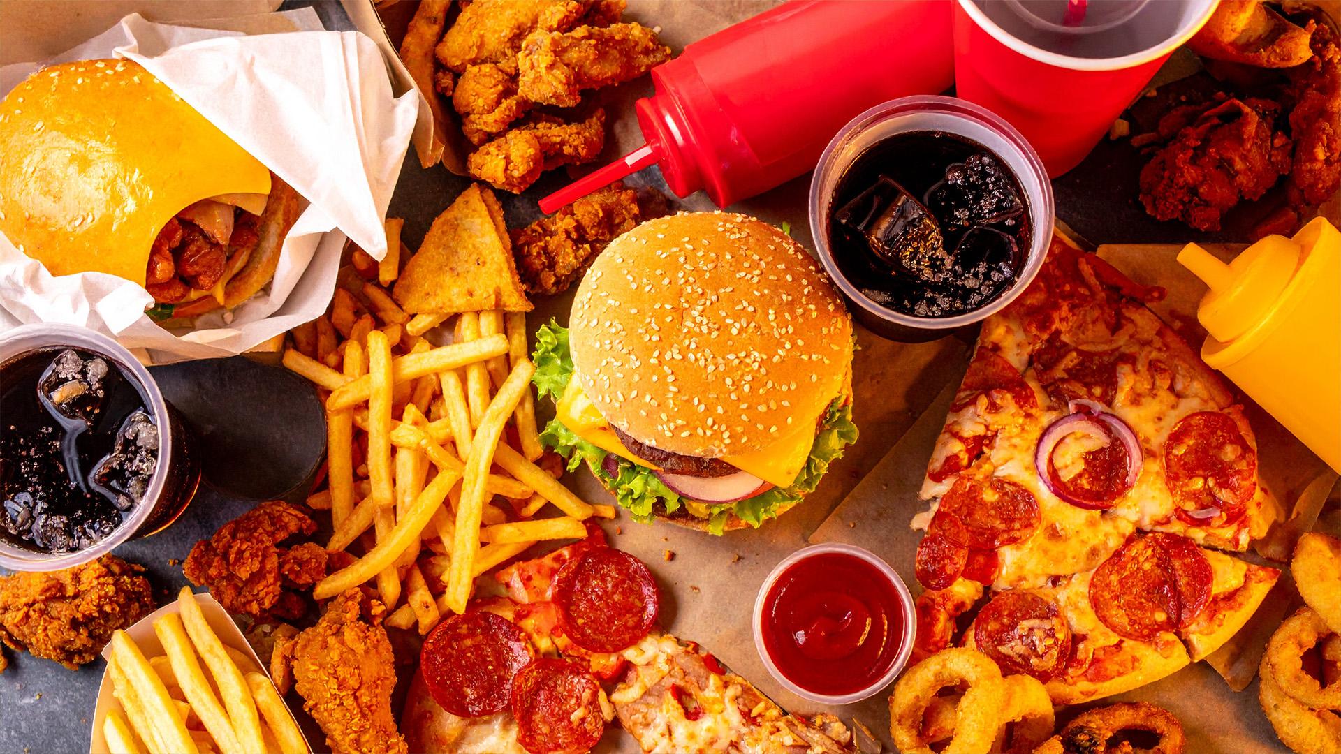 Can regular intake of fast foods lead to illnesses and death?