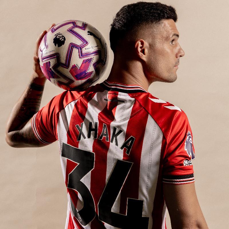 Ex-Arsenal midfielder Granit Xhaka signs three-year deal at Sunderland