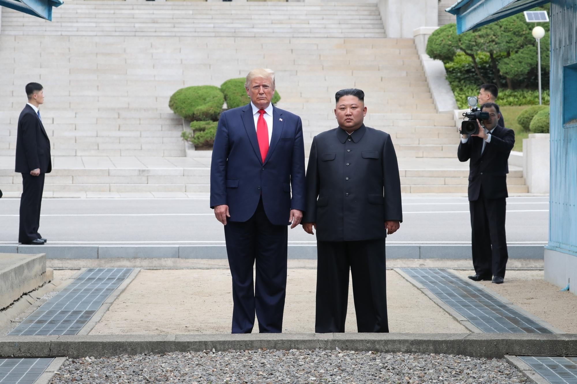 Seoul calls on Trump and North Korea's Kim to meet on APEC sidelines