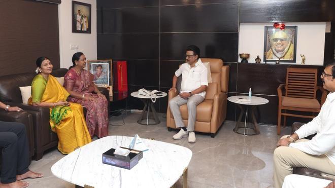 DMDK leader Premalatha Vijayakant meets CM Stalin, sparks political buzz in TN