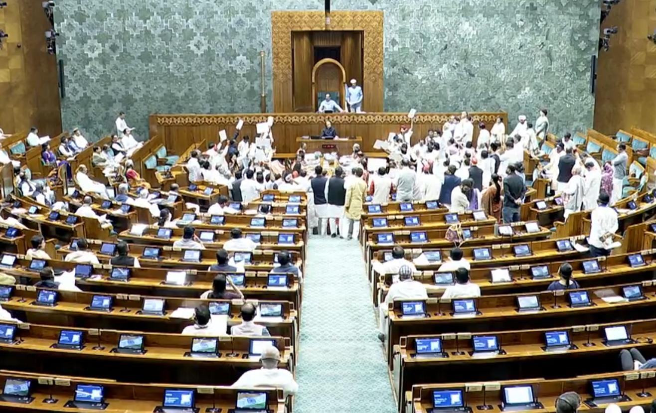 Oppn ruckus continues in LS; Speaker says ask questions with the same intensity