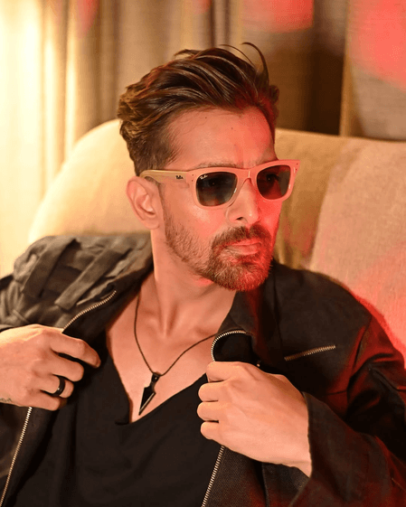 Babil Khan row: Harshvardhan Rane comes out in actor’s support, asks him to stay away from ‘after parties’