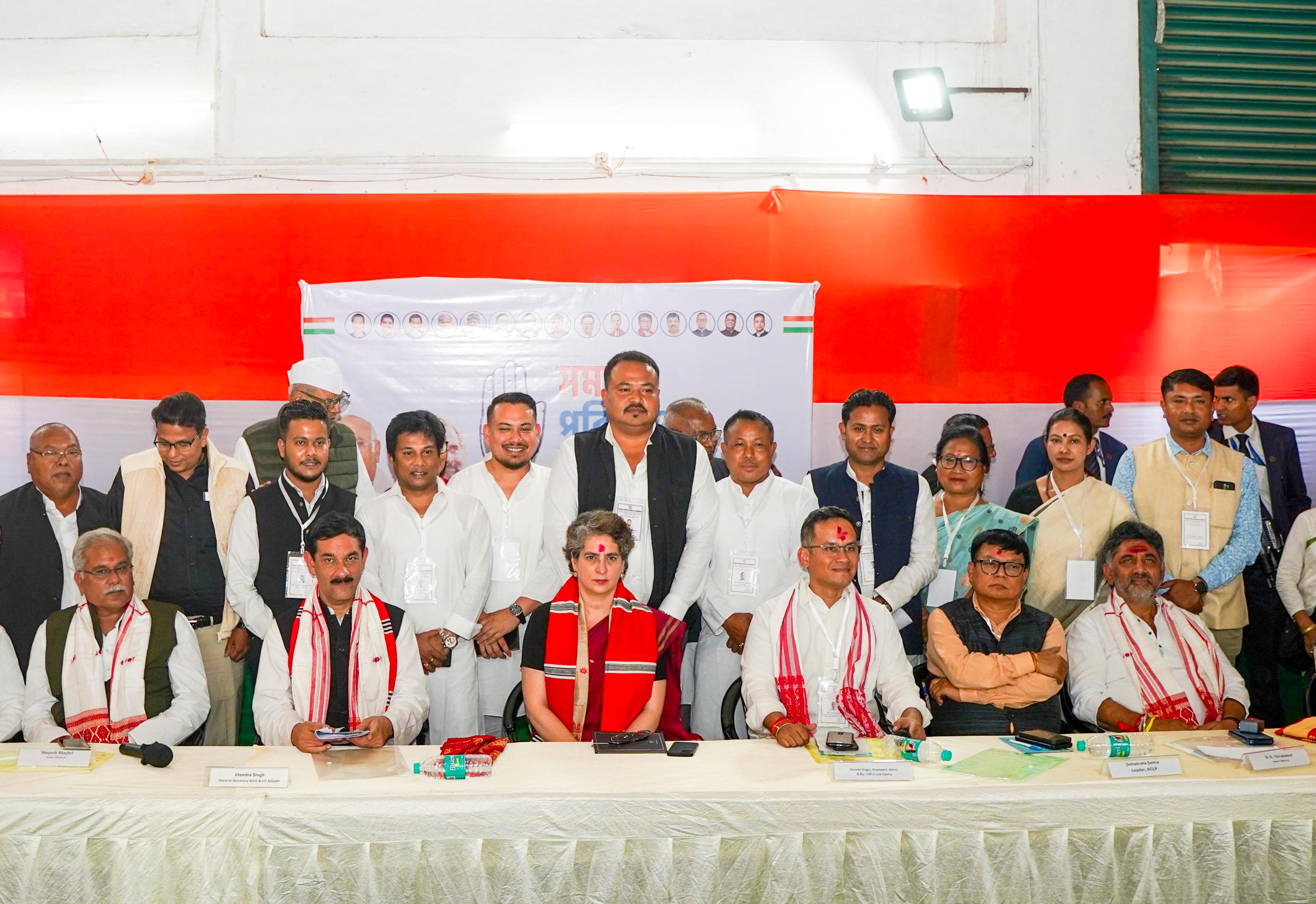 Cong accuses Assam govt of corruption, releases '20-point chargesheet'