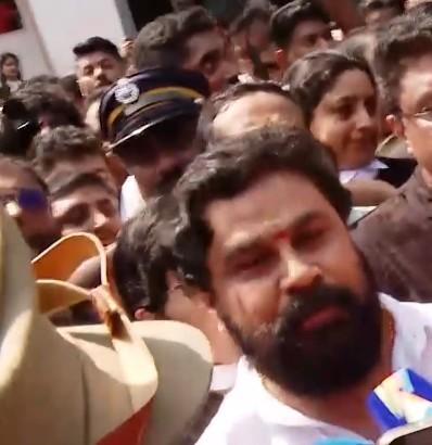 Actor Dileep gets heroic welcome at home after acquittal, State moves to challenge verdict