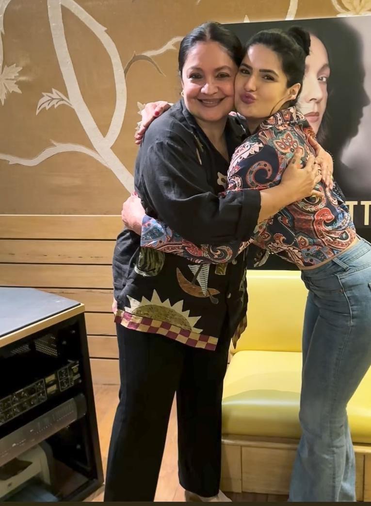 Zareen Khan calls Pooja Bhatt her ‘woman crush everyday’