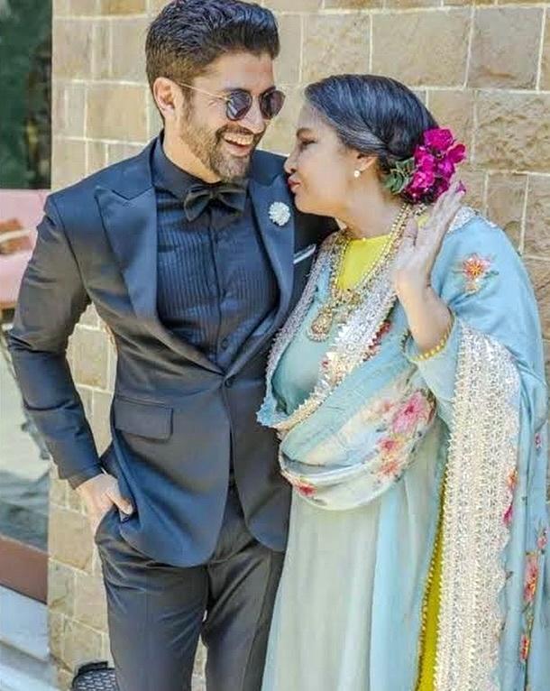 Farhan Akhtar wishes Shabana Azmi on her 75th birthday, asks her to say NO to cucumber sandwiches