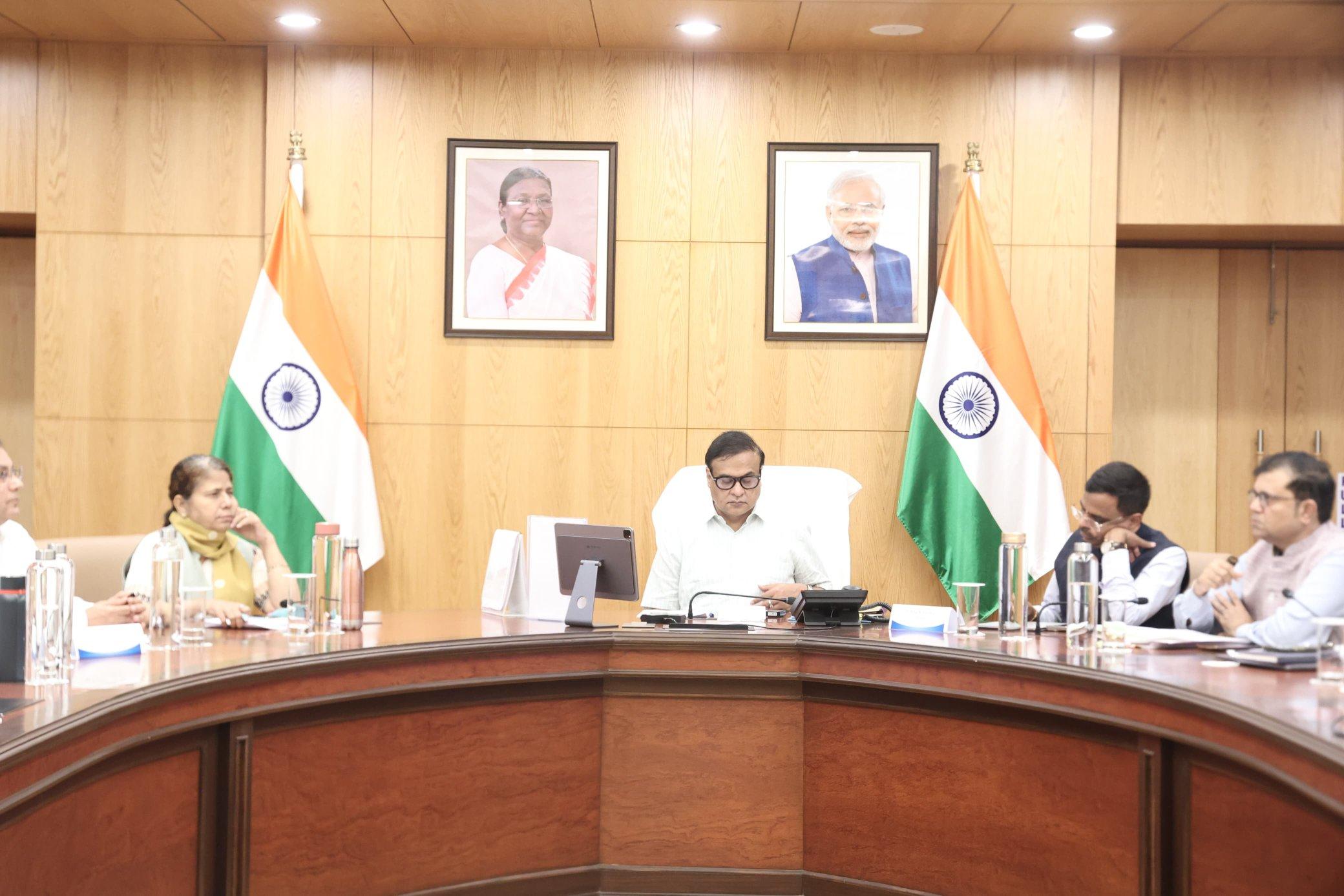 Assam CM holds meeting on governance issues, focus on police welfare