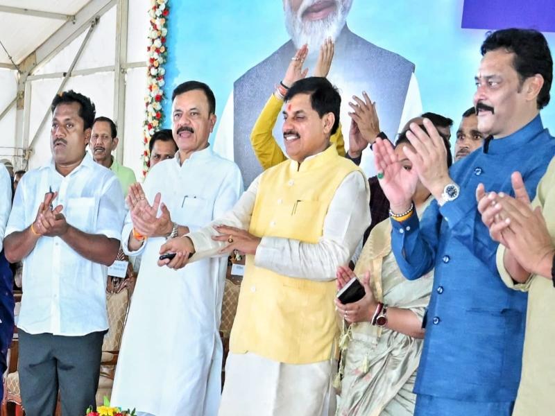 CM Mohan Yadav inaugurates 'Sandipani School' in Katni, joins cleanliness drive in Jabalpur