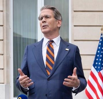 US allows Iranian oil flow amid war: Bessent