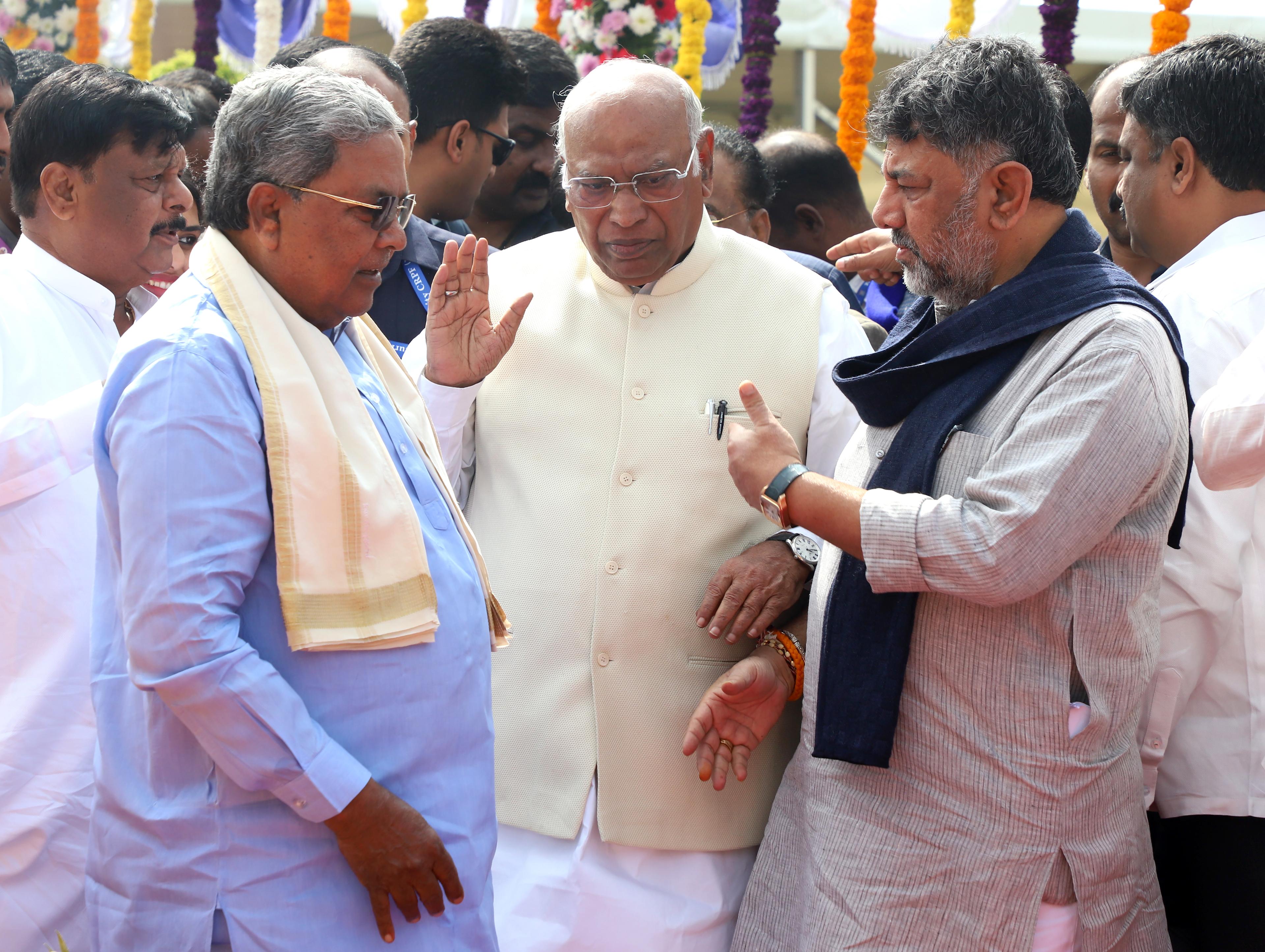 Congress: The hold of satraps on the grand old party