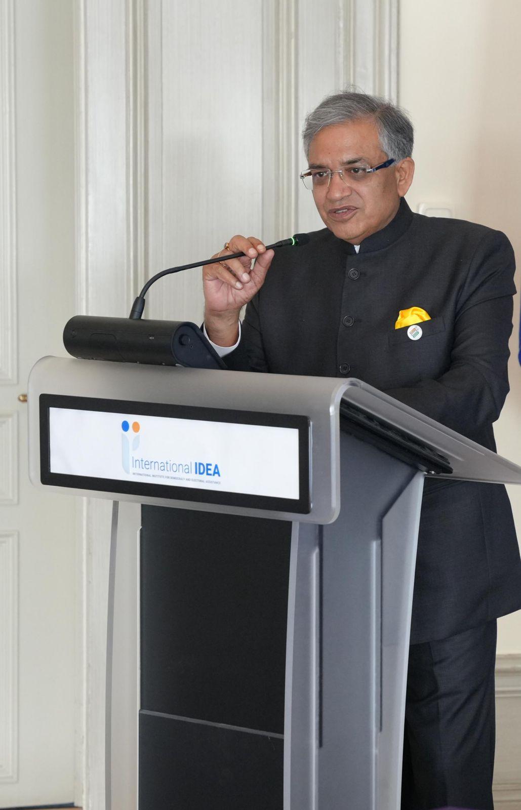 Voters to get EPICs within 15 days of electoral roll update: ECI