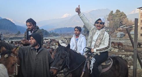 Tourist influx in Pahalgam ahead of New Year celebrations