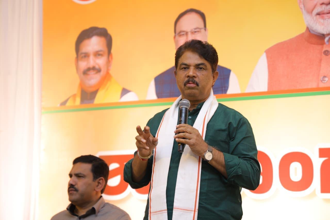 Dalit ‘anyay’ row: BJP accuses Congress of looting SC/ST welfare funds in Karnataka