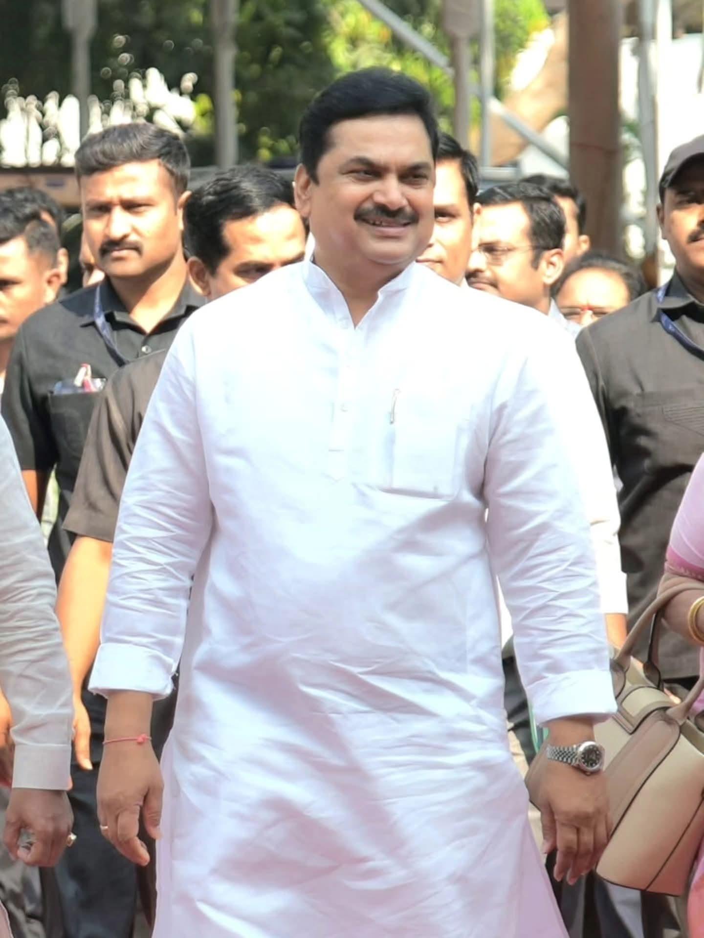 Bomb threat issued to Vidhan Bhavan, BSE, HC, Mumbai Metro, says Maha Legislative Council Chairman (Ld)