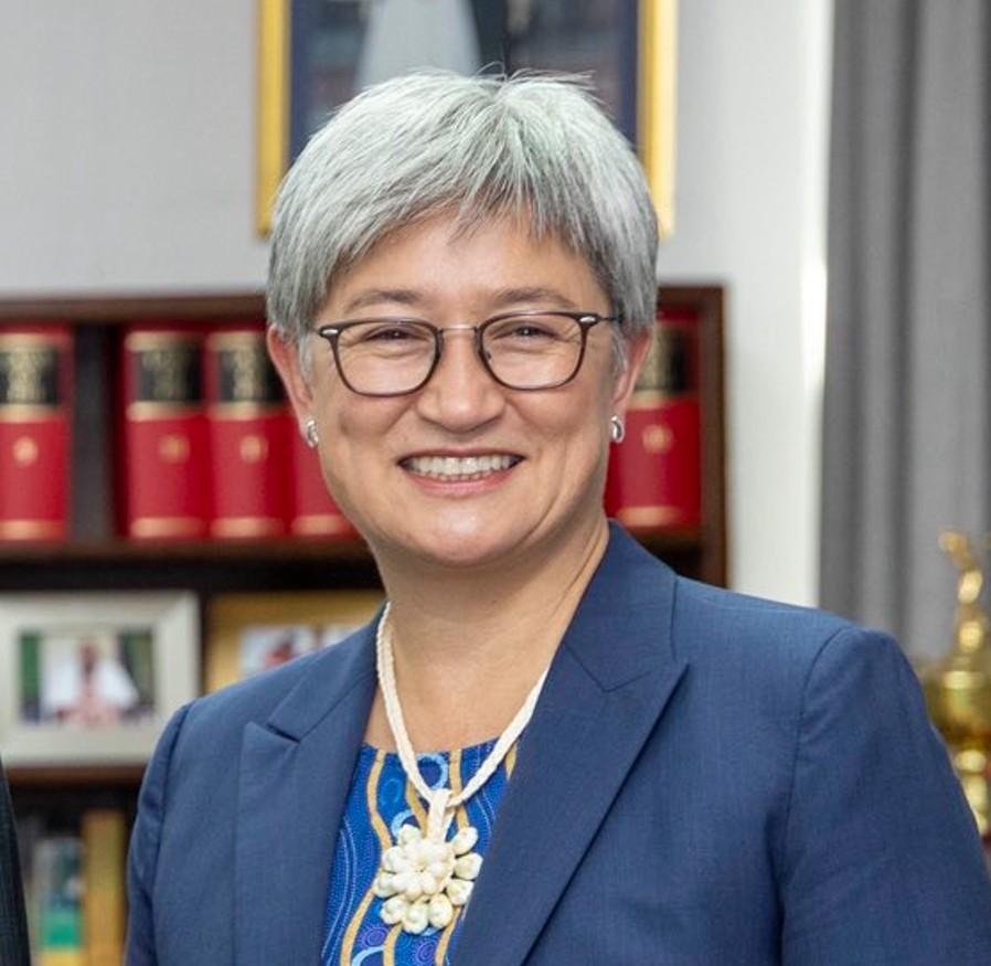 Australian military assets deployed to Middle East to aid evacuation of citizens