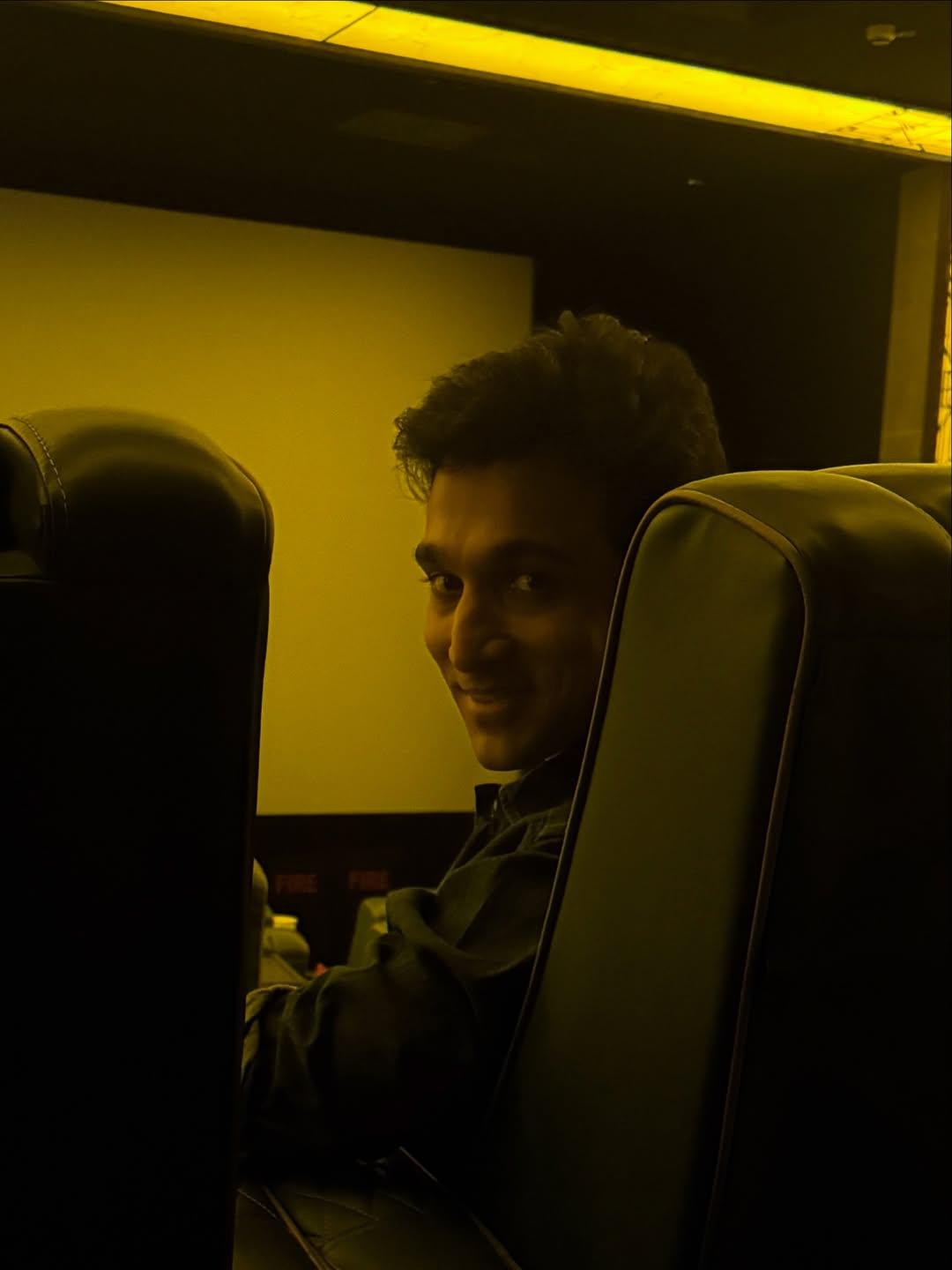 Pratik Gandhi spends the last day of 2025 the old school way