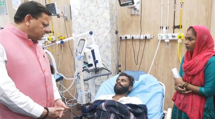 Mansa Devi stampede: CM Dhami visits injured in Haridwar, Rishikesh hospitals