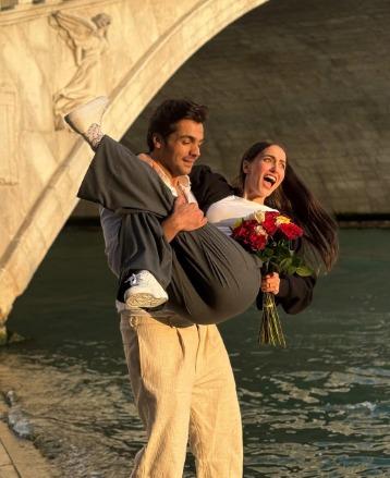 Elli AvrRam, Ashish Chanchlani's music video ‘finally out’