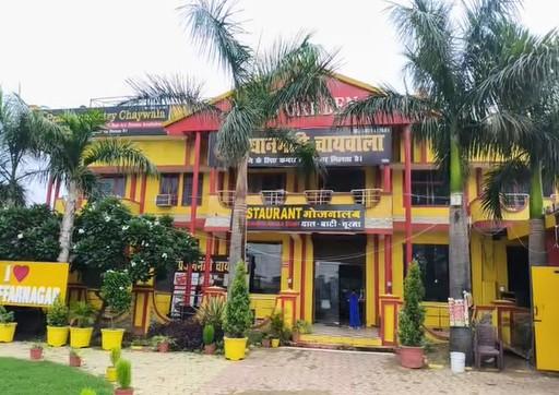 Inspired by PM Modi, UP restaurateur's 'Pradhanmantri Chaiwala' grabs spotlight