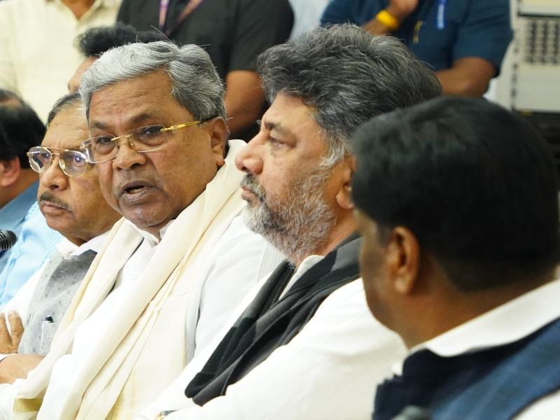 Govt took stampede incident seriously, Oppn making politically motivated allegations: K'taka CM