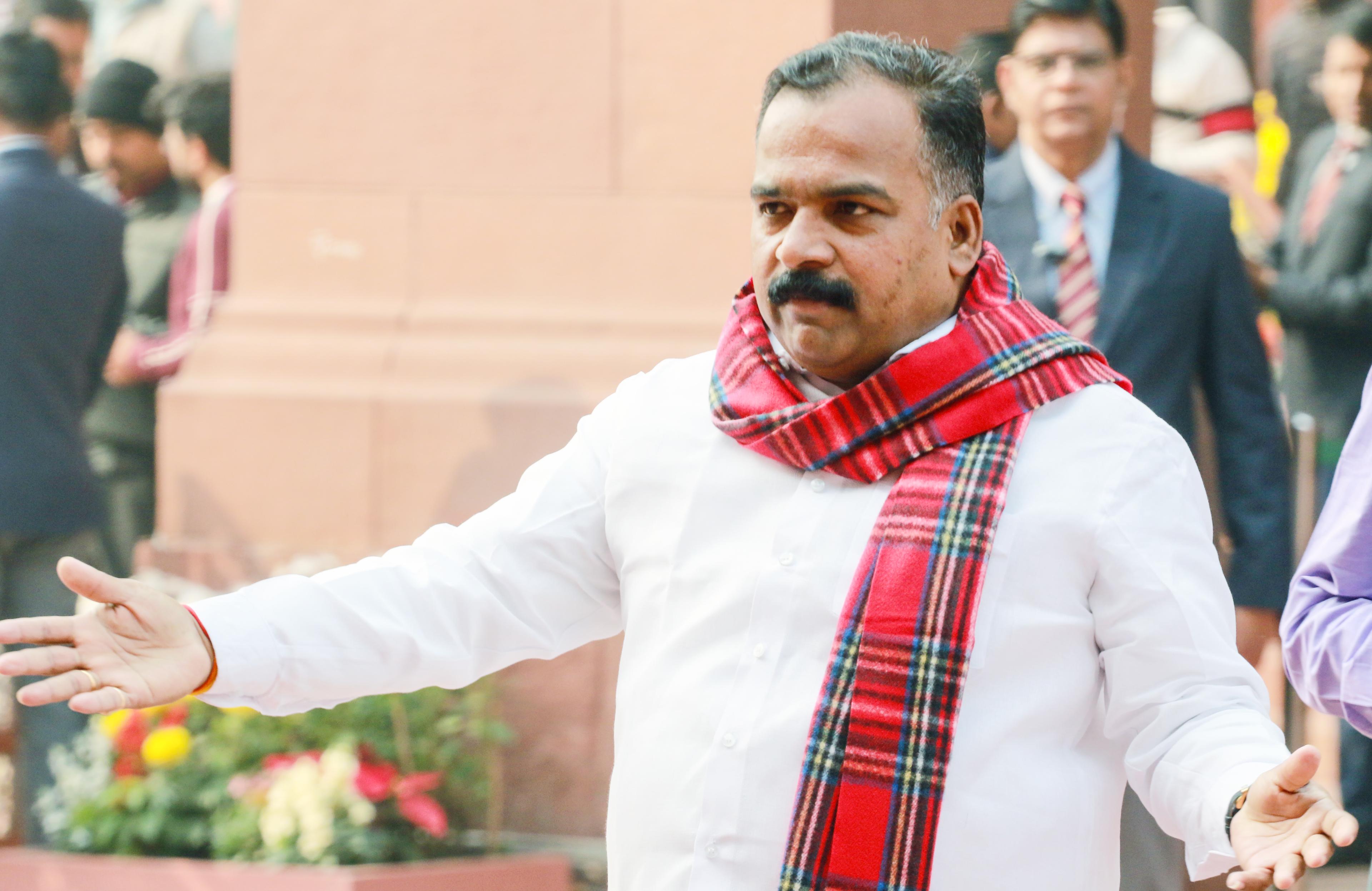 Congress condemns ‘new batch of betrayers’, defends Rahul Gandhi’s Yatras and Congress unity