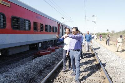 Conspiracy to derail Rajdhani Express foiled in UP’s Hardoi