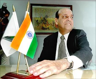 16th Chief Election Commissioner Navin Chawla passes away