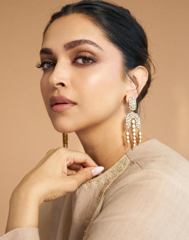 When Deepika Padukone said Farah Khan saw olden heroine charm in her during Om Shanti Om