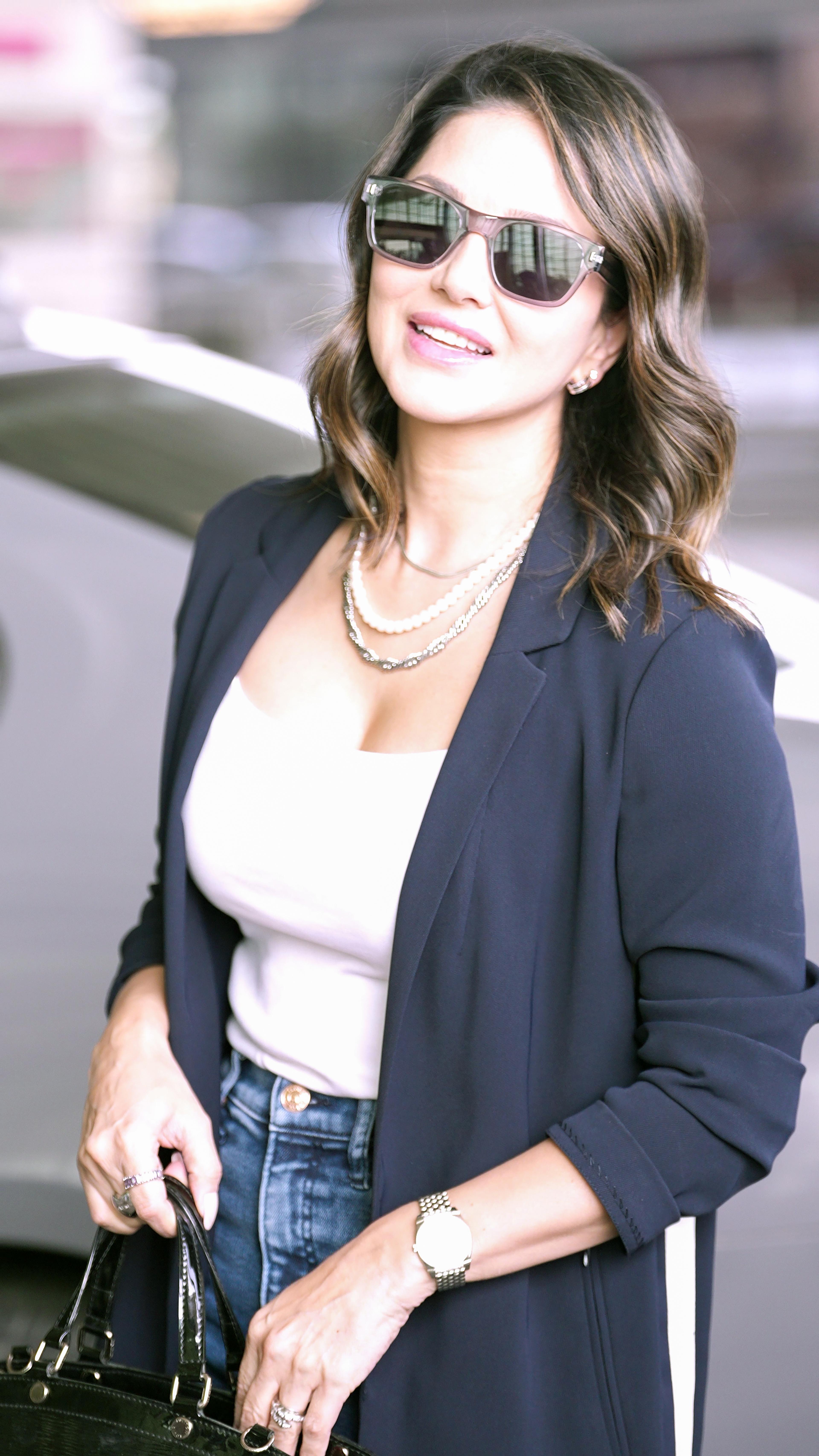 Sunny Leone grooves with Prince Narula on his track 'Bolero'