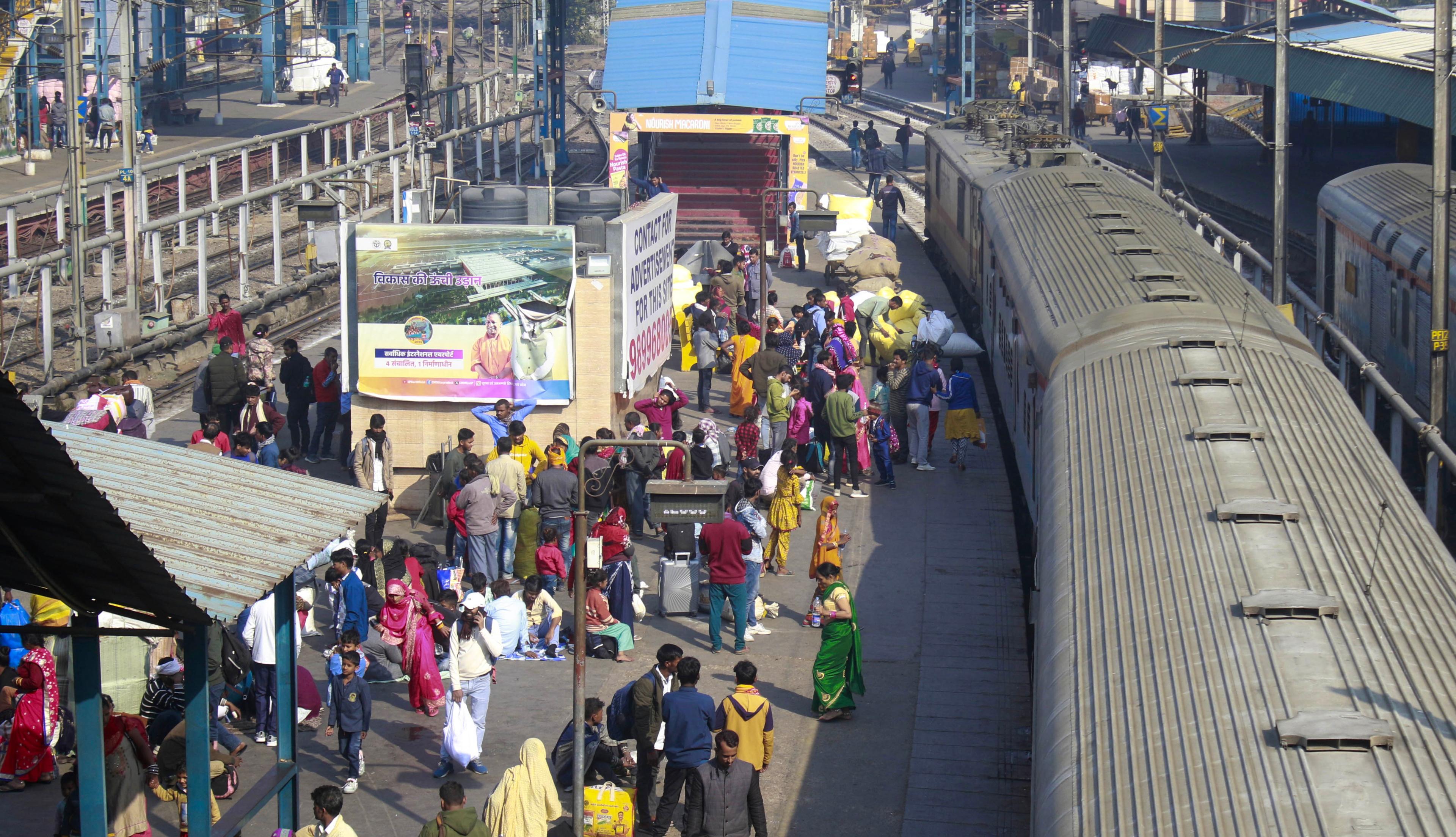 Railway reservation services to be suspended in Delhi overnight for maintenance