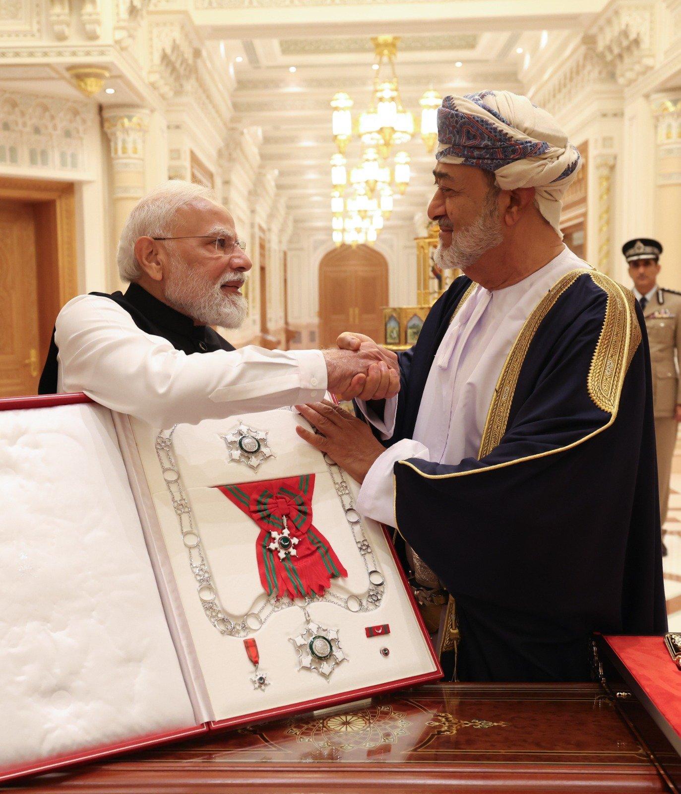 HM Amit Shah greets PM Modi on receiving Oman’s top civilian honour