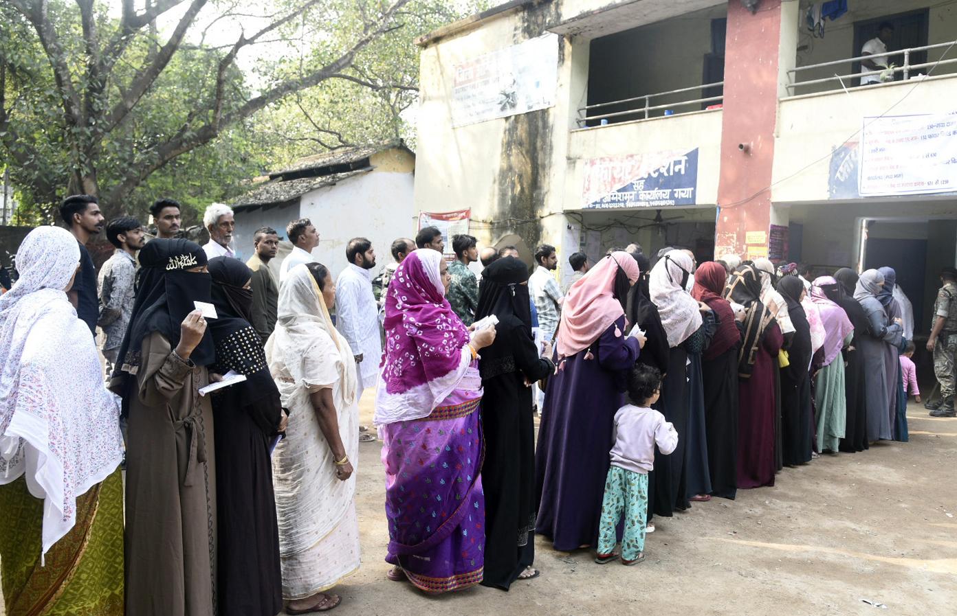 IANS-Matrize Exit poll: 65 pc women voters backed NDA