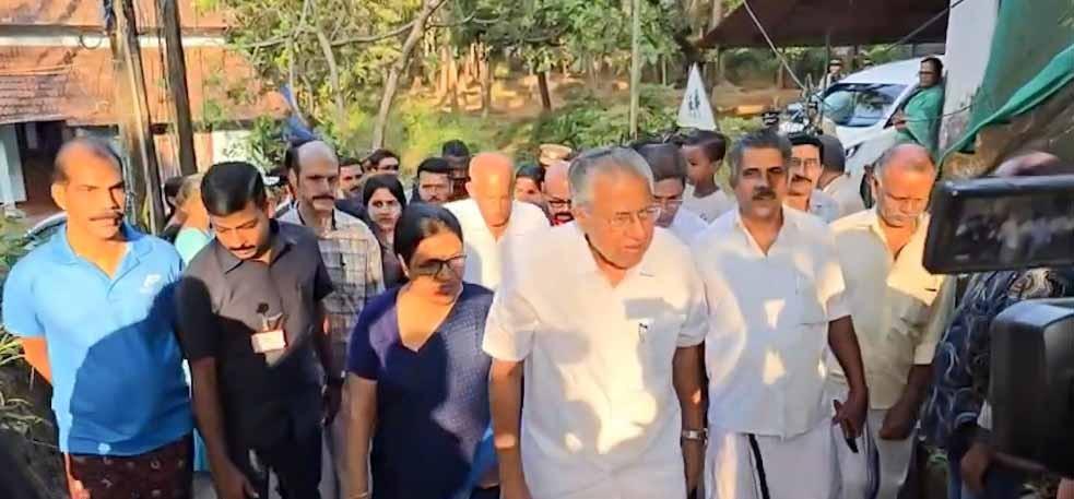 CM Vijayan confident of LDF win as Kerala votes in 2nd phase of local body polls (Lead)