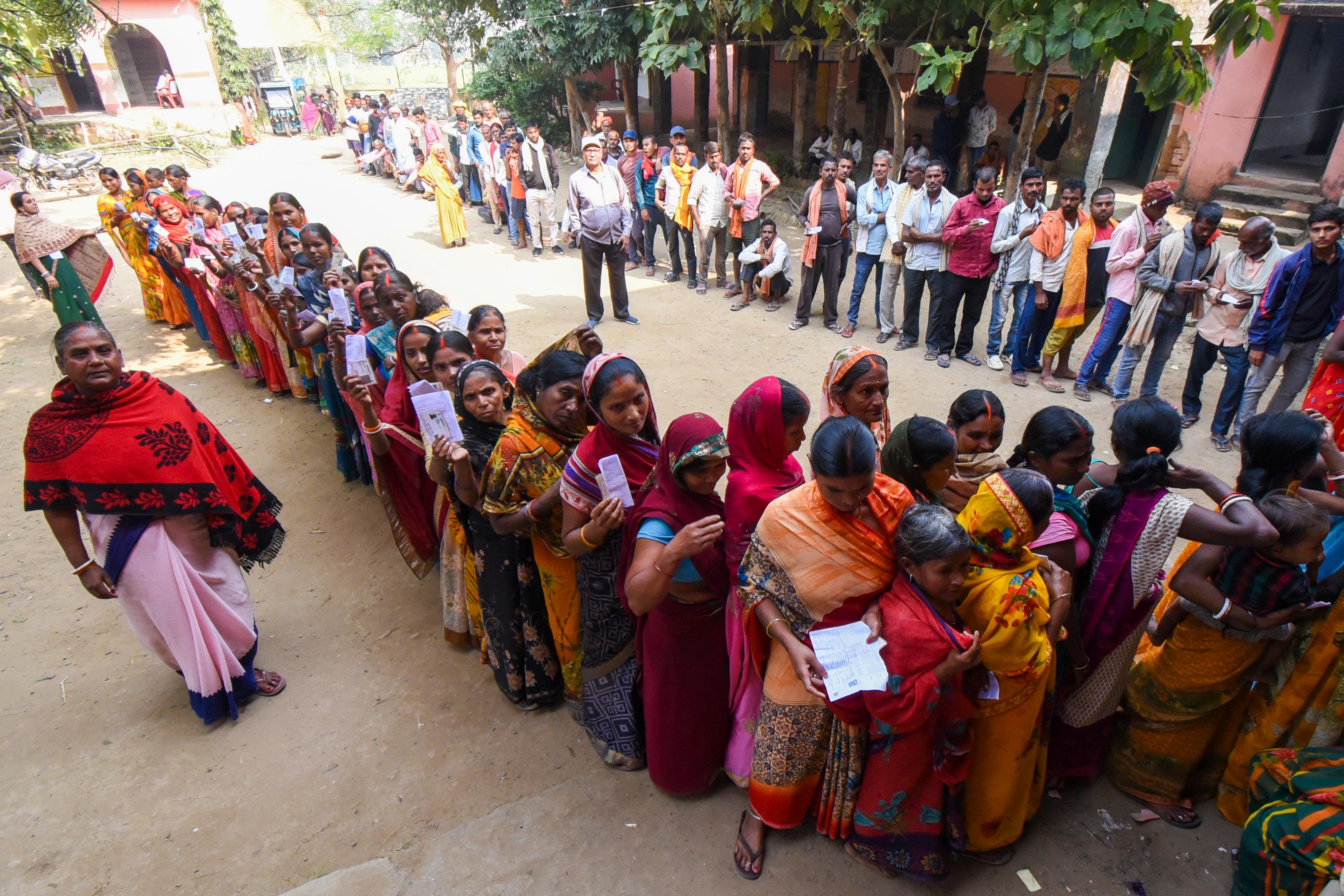Bihar polls: 60.40 pc turnout till 3 p.m. in second phase