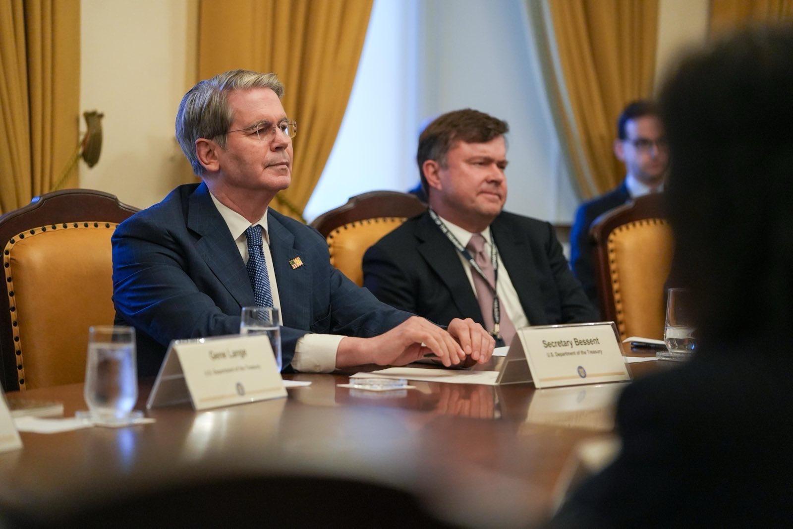 US presses G7 to tighten measures against Russia