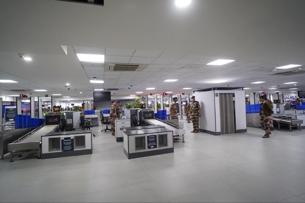 Domestic air passenger traffic to grow by 4-6 pc in FY26, Oct sees 142.8 lakh travellers