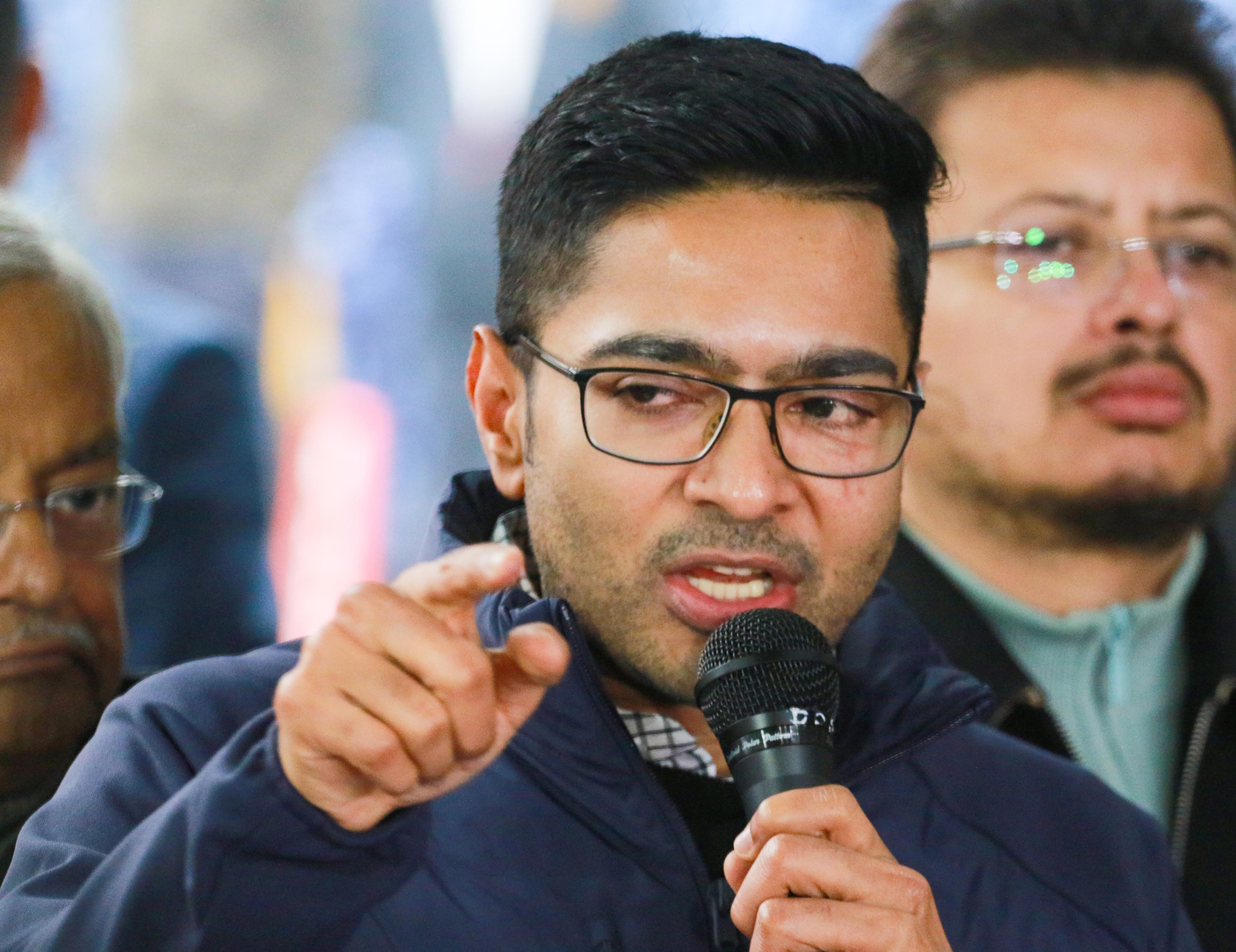 Abhishek Banerjee, Rahul Gandhi’s allegations against poll body similar, yet different