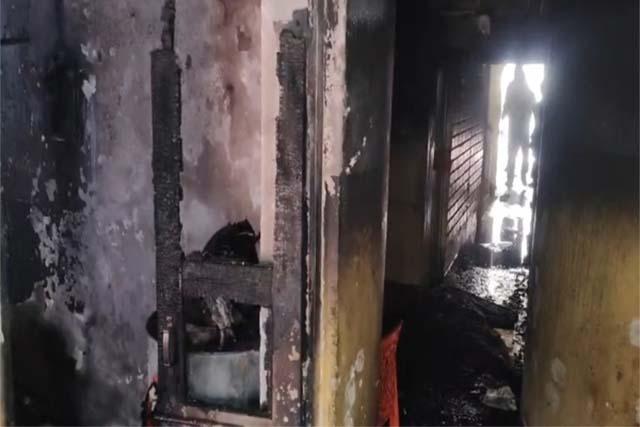 Two killed, six injured in massive fire in three-storey building in Dhanbad