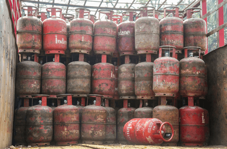 Gas cylinders seized in Bihar's Madhubani; RJD legislator alleges artificial LPG crisis