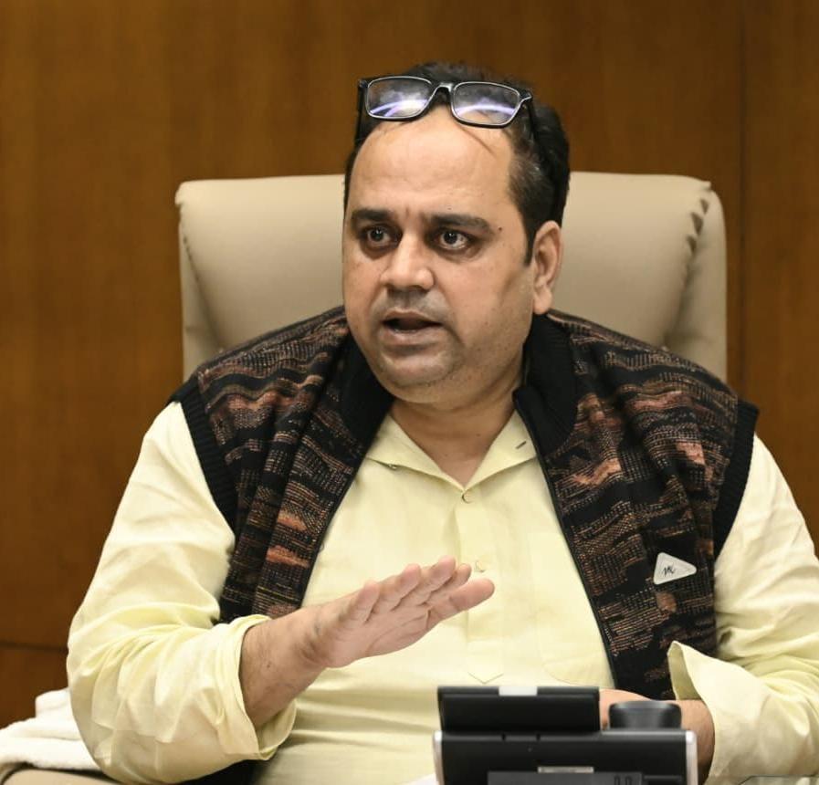 DTC route rationalisation in West Delhi to kick in tomorrow: Transport Minister