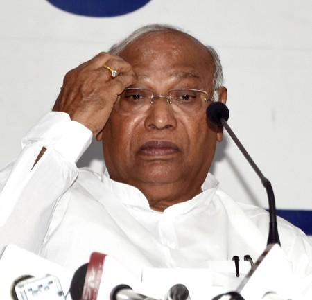 Insult to nation's Dalits, tribals: BJP slams Kharge over remarks on President Murmu