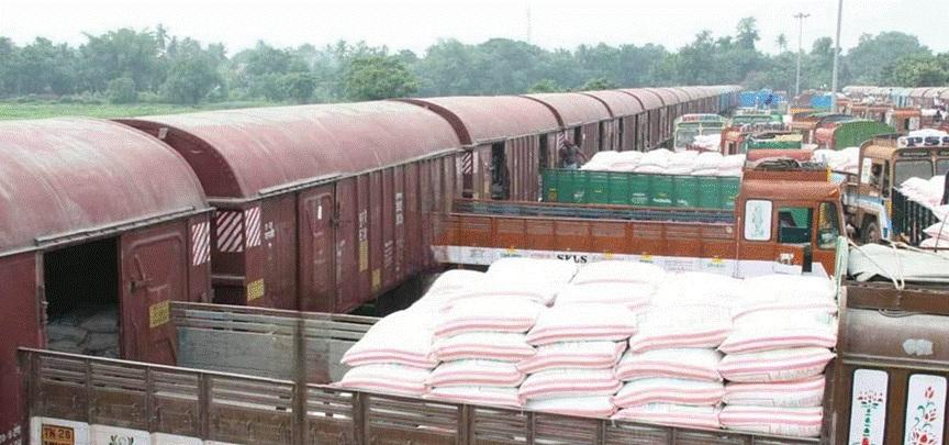Indian Railways' fertiliser loading up to ensure uninterrupted supply to farmers
