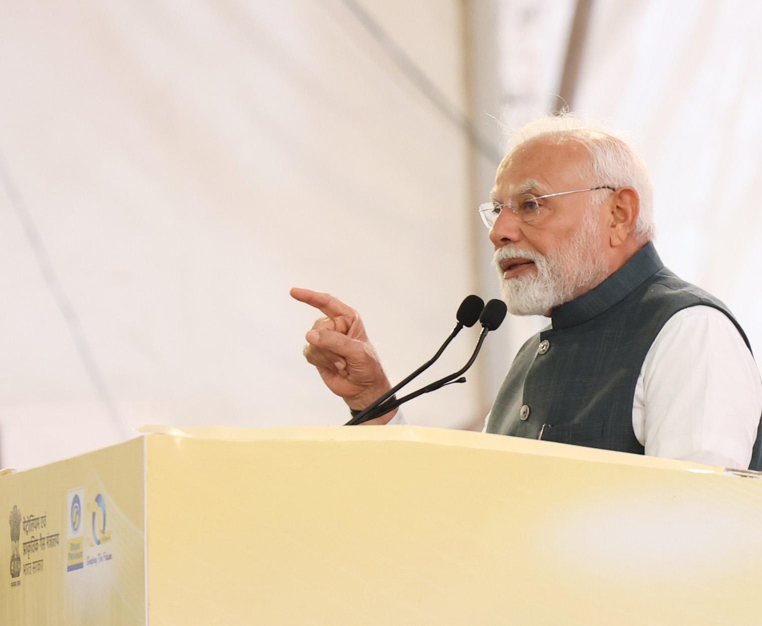 As Pakistan begs for dialogue, India reiterates talks and terror cannot go together